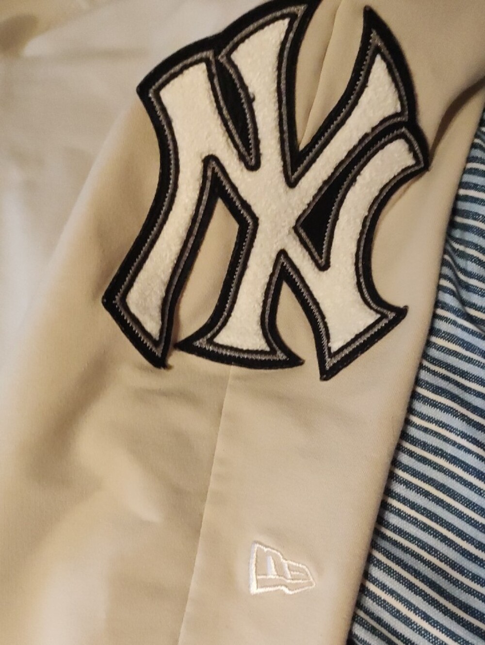 New Era Beige Yankees Sweatpants Joggers - Picture 4 of 6